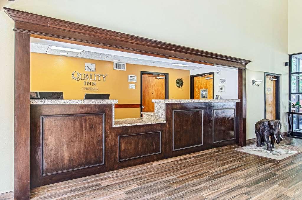 La Casa Inn & Suites - Middleboro Interior foto
